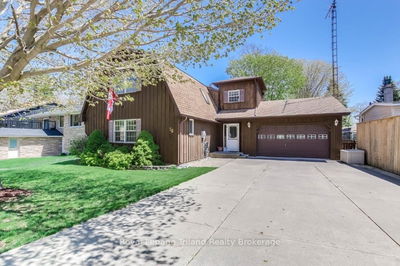 50 Warwick Ave, Lambton Shores - Grand Bend