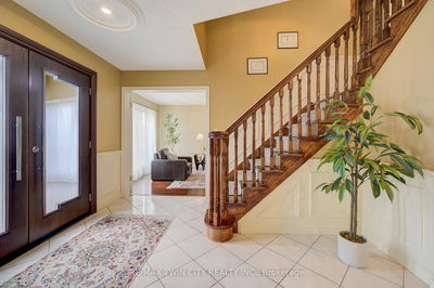 610 STONEBURY Cres, Waterloo -  image-0-2