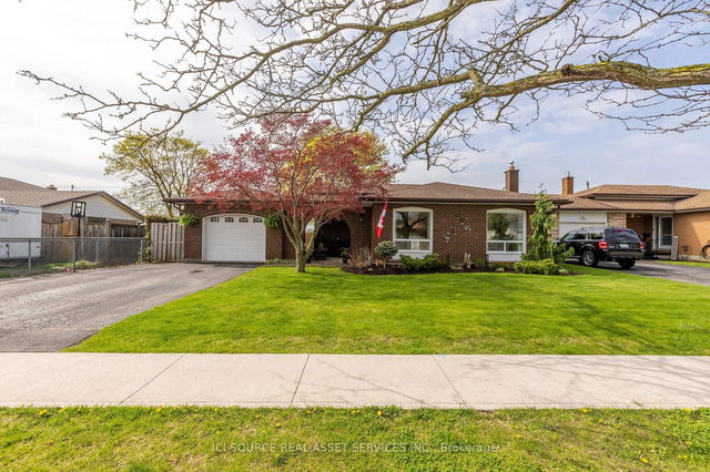 118 Westwood Crescent
