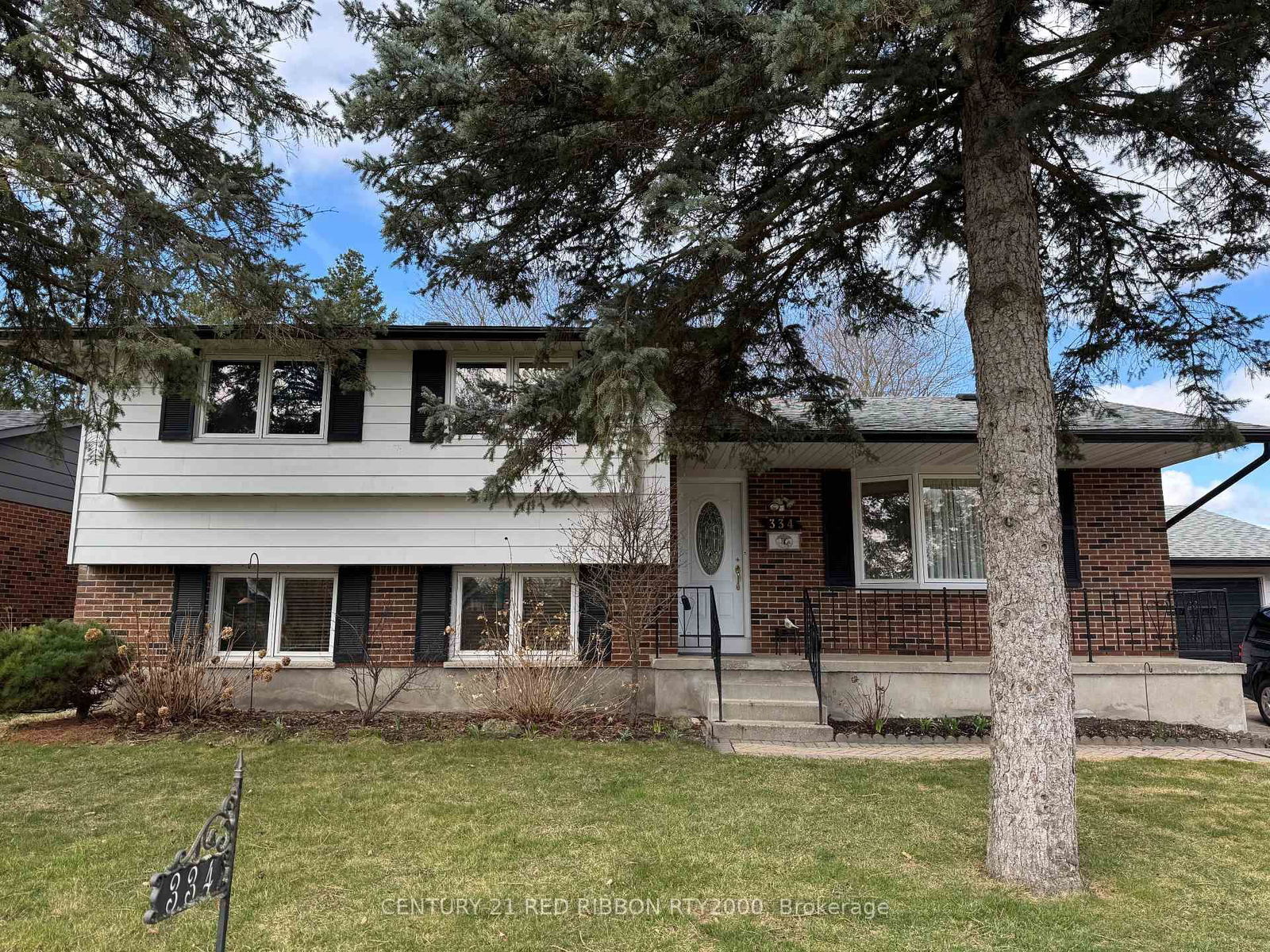 Detached House for sale at 334 Helen Drive, Strathroy-Caradoc, NW, N7G 3M3 - MLS: X12136773