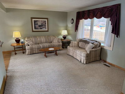 334 Helen Dr, Strathroy-Caradoc - NW image-0-1