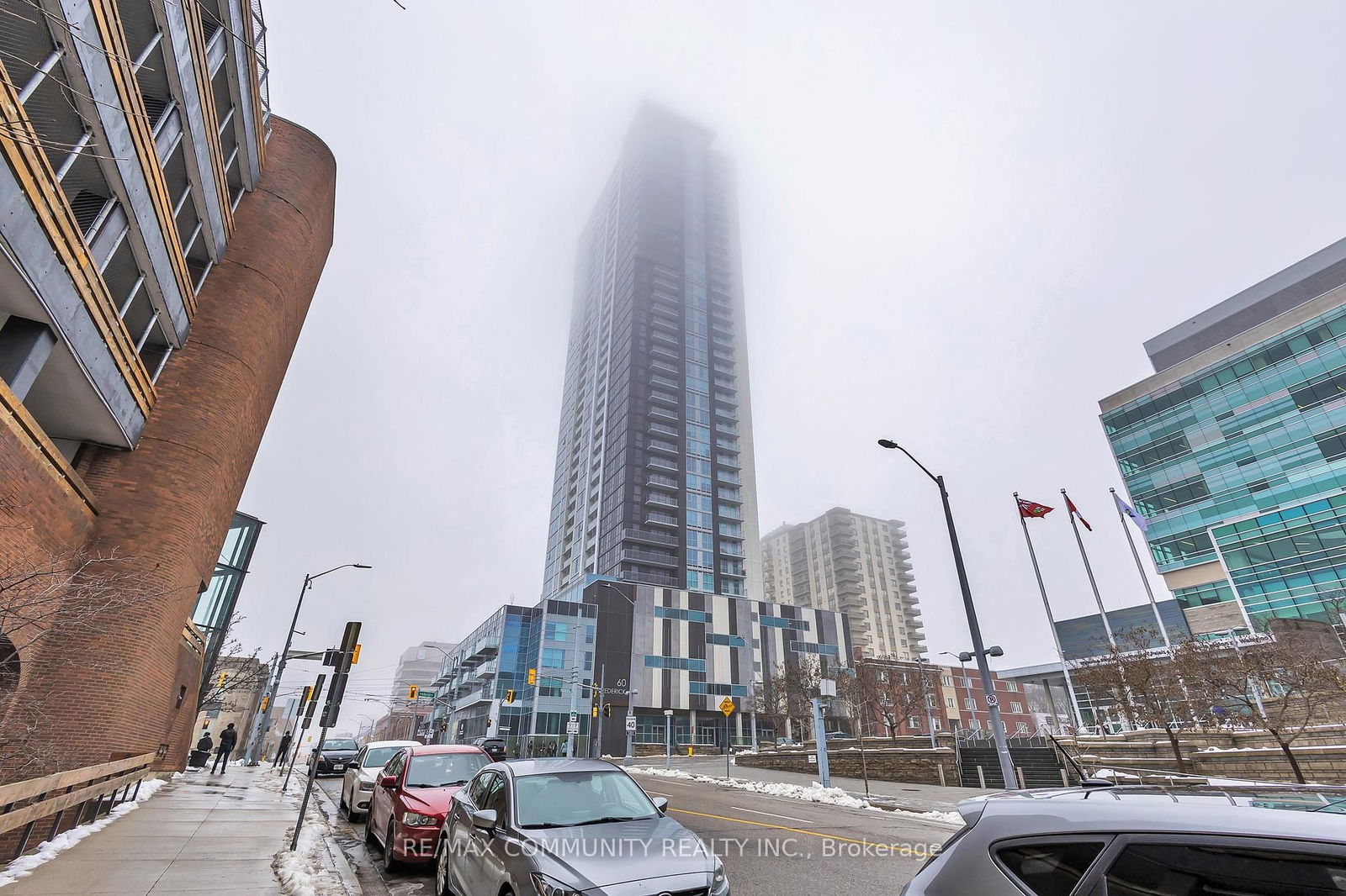 Condo for sale at 3803-60 Frederick Street, Kitchener, N2H 0C7 - MLS: X12137193