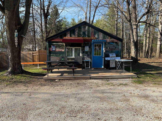 6 - 230-232 LAKE DALRYMPLE Road