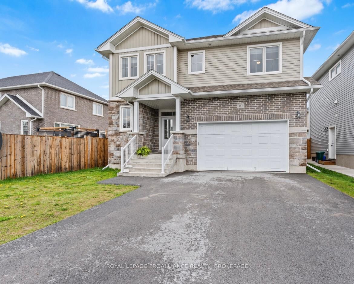 Detached House for sale at 464 Beth Crescent, Kingston, City Northwest, K7P 0K9 - MLS: X12137236