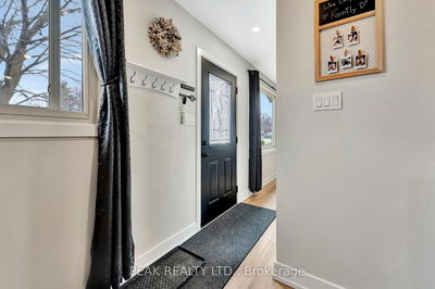 14 Laurel Cres, Ingersoll - South image-0-2
