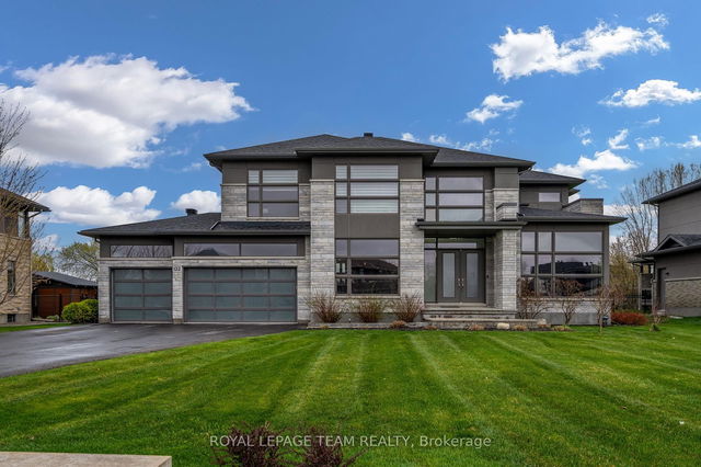 132 Dunblane Way