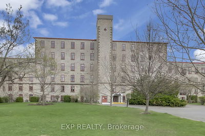 Unit 211 — 1 Rosamond St, Almonte - Almonte
