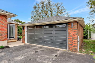 17 Westview Ave, Brantford -  image-0-2