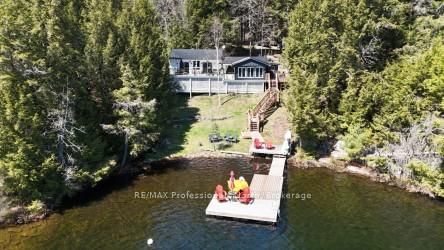 Detached House for sale at 1352 Bitter Lake Road, Dysart et al, Guilford, K0M 2S0 - MLS: X12137408