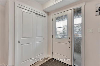 Unit E — 166 Rochefort St, Kitchener -  image-0-2