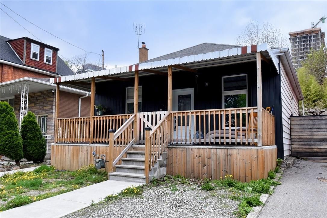 Detached House for sale at 111 Mary Street, Hamilton, Beasley, L8R 1K4 - MLS: X12137516