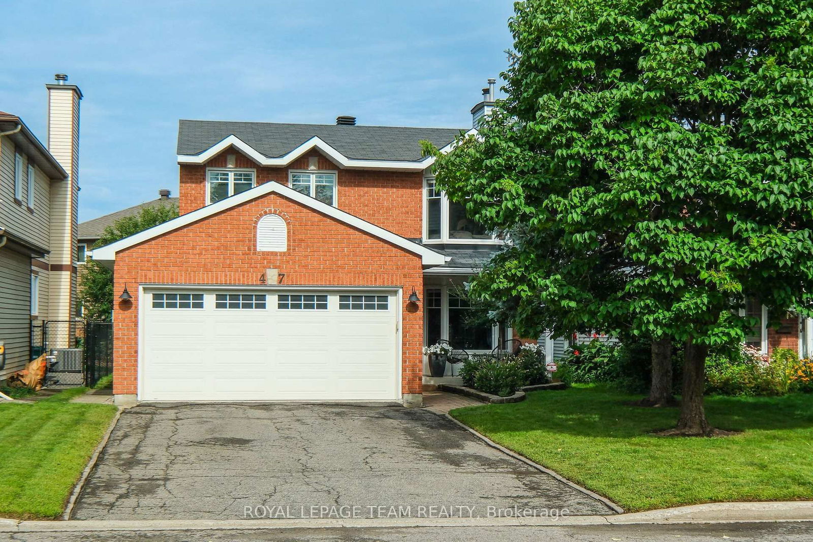 Detached House for sale at 47 Dossetter Way, Ottawa, Hunt Club Park, K1G 4S9 - MLS: X12137722
