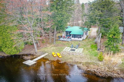 1054 Keysbury Dr, Algonquin Highlands - McClintock image-0-1