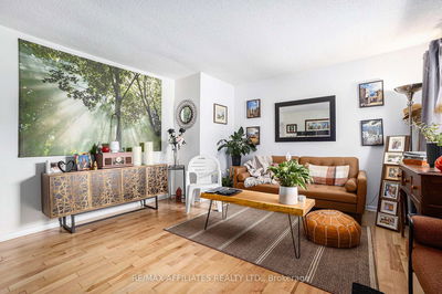 6208 Renaud Rd, Orleans - Chapel Hill South - Orleans Village image-0-1