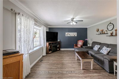 388 Mckellar St, Strathroy-Caradoc - SW image-0-4