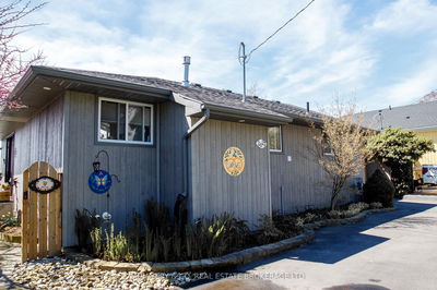 2023 Maple Blvd, Norfolk - Port Dover