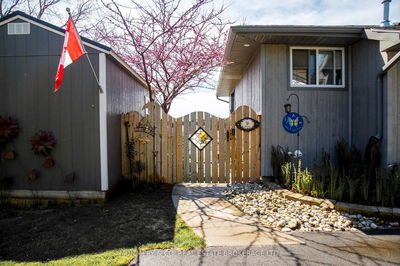2023 Maple Blvd, Norfolk - Port Dover image-0-2