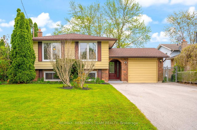 2 ACADIA Crescent
