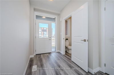 73 Ayr Meadows Cres, North Dumfries -  image-0-3