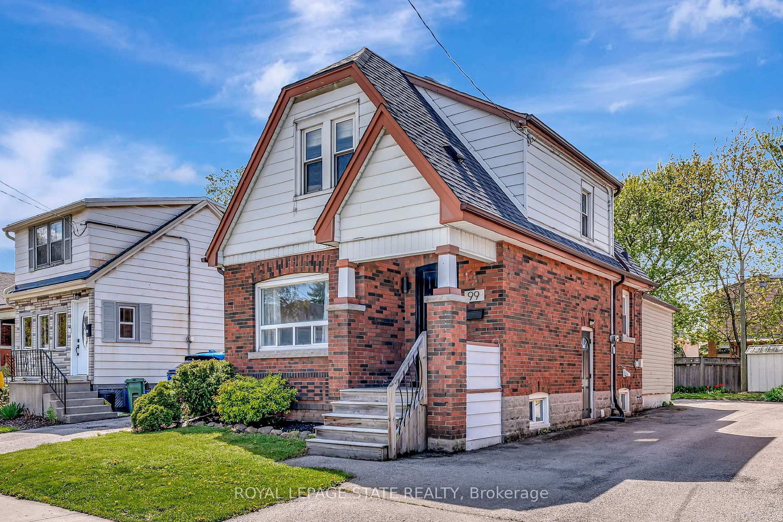 Detached House for sale at 99 Cope Street, Hamilton, Homeside, L8H 5B1 - MLS: X12137967