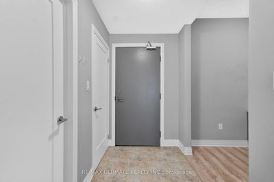 Unit 110 — 10 Concord Pl, Grimsby - Grimsby Beach image-0-2