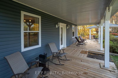 17682 Loyalist Pkwy, Prince Edward County - Hillier Ward image-0-3