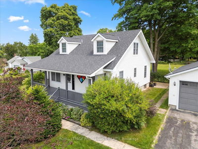 98 Bridge St, Prince Edward County - Picton Ward