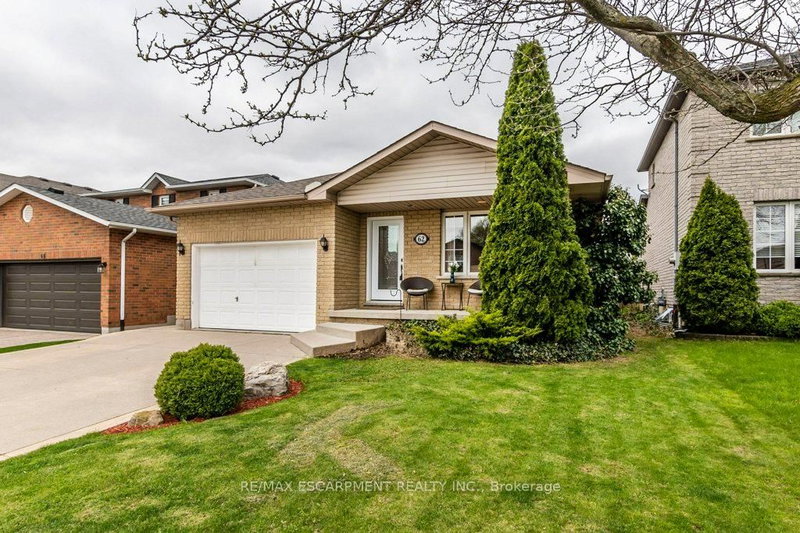 62 Spadara Dr, Hamilton, L9B 2K3 | Image 3