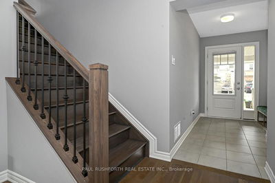 737 Brittanic Rd, Ottawa - Kanata - Emerald Meadows/Trailwest image-0-3