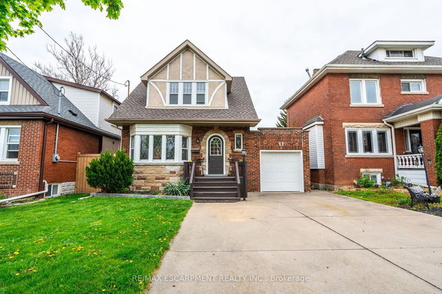 11 Huxley Avenue
