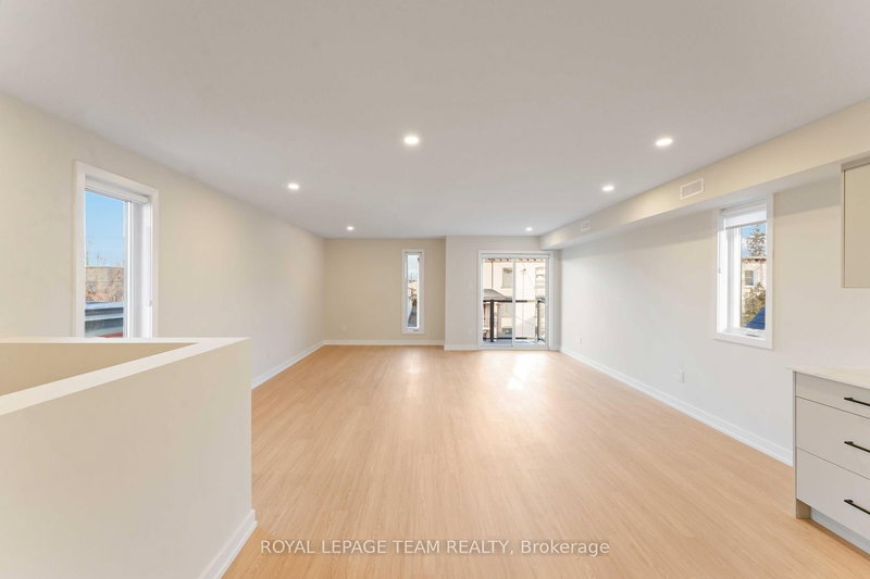 4 - 90 Elm St, Ottawa, K1R 6N3 | Image 3