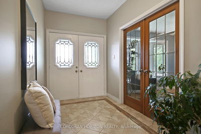 654 Champlain Blvd, Cambridge -  image-0-3