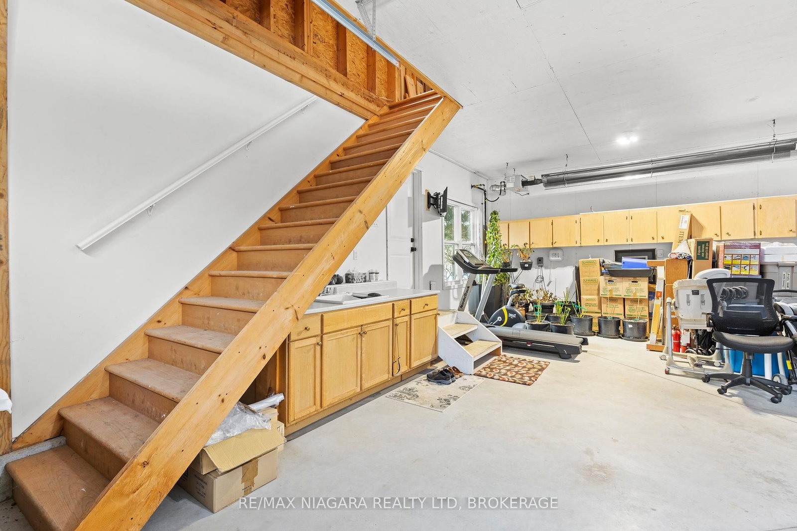 Listing Image 41