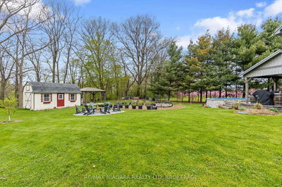 1382 MCNAB Rd, Niagara-on-the-Lake - Lakeshore image-0-4