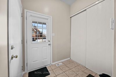 544 Renaissance Dr, Ottawa - Avalon East image-0-4