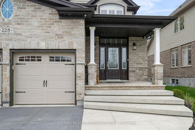 228 SAMMON Dr, Guelph/Eramosa - Rockwood image-0-2