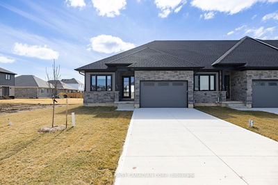 Unit 5 — 32 Postma Cres, North Middlesex - Alisa Craig