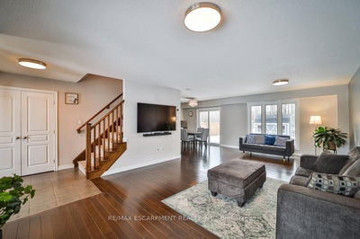 54 Harvest Gate, West Lincoln - Smithville image-0-2