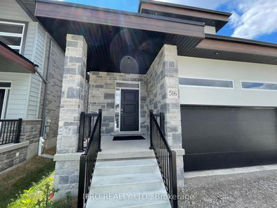 516 Doonwoods Cres, Kitchener -  image-0-2