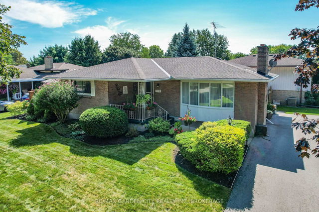 3 Woodington Place