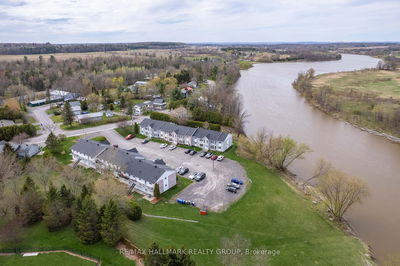 Unit 104A — 185 Du Comte Rte, Alfred and Plantagenet - Plantagenet image-0-1