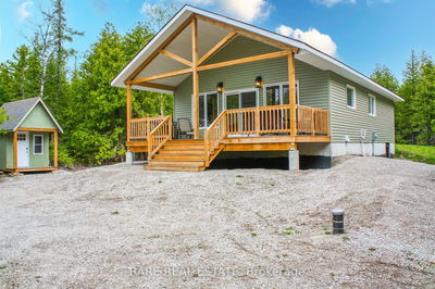 6 Pike St, Northern Bruce Peninsula - Northern Bruce Peninsula image-0-1
