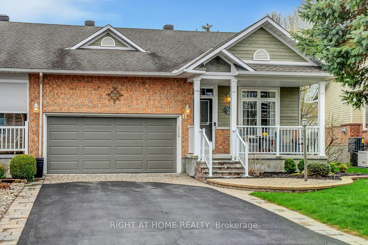 Townhouse sold at 11 Sable Run Drive, Ottawa, Stittsville (Central), K2S 1W2 - MLS: X12139472