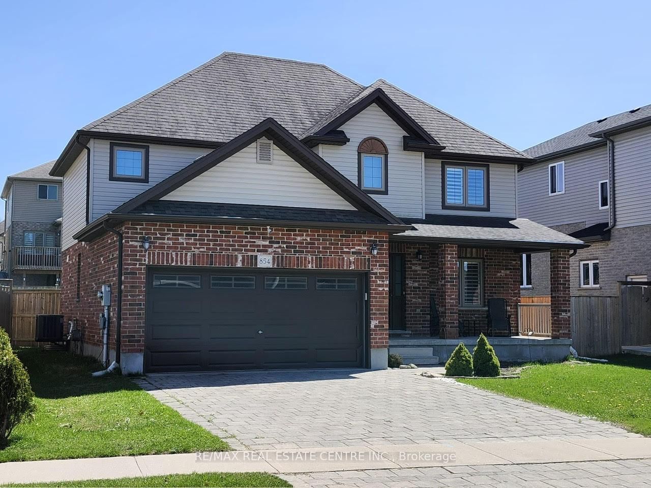Detached House for sale at 854 Springbank Avenue, Woodstock, North, N4T 1T5 - MLS: X12139579