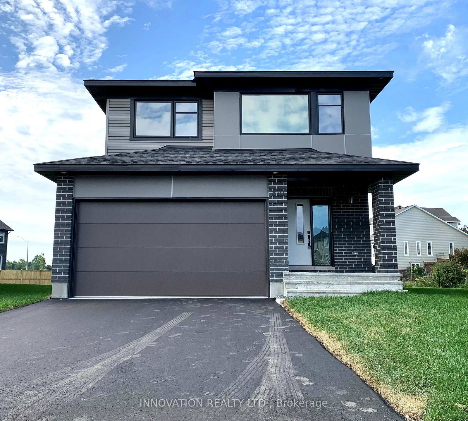 Detached House for sale at 870 Sendero Way, Ottawa, Remainder of Stittsville & Area, K2S 2W9 - MLS: X12139590