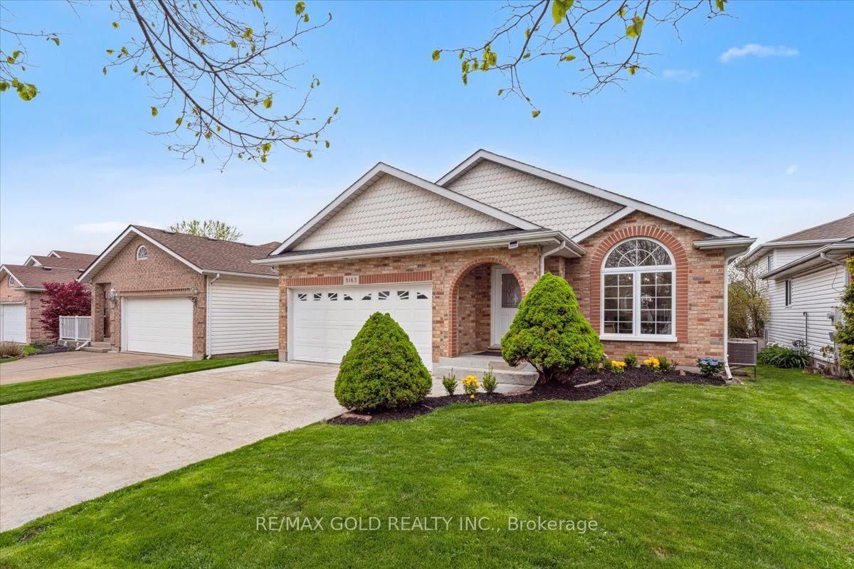Detached House for sale at 8163 Harvest Crescent, Niagara Falls, L2H 3G4 - MLS: X12139592