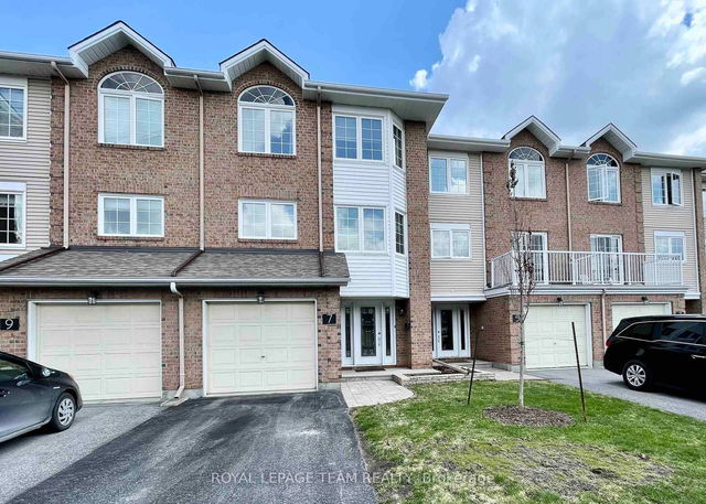 7 Wrenwood Crescent