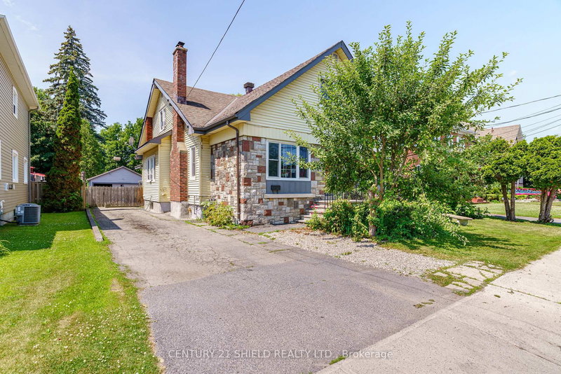 114 Gloucester St N, Cornwall, K6H 3W4 | Image 2