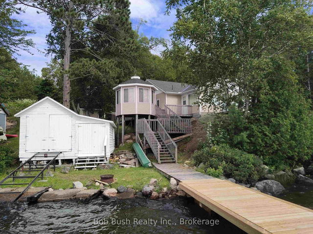 174A Lansdowne (Cedar Pt Street