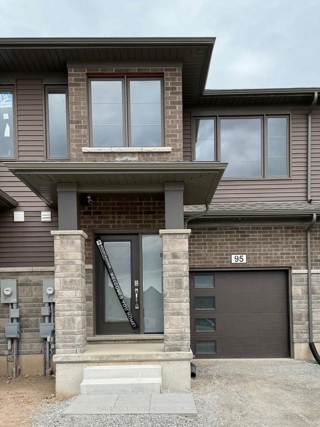 95 Acacia Road